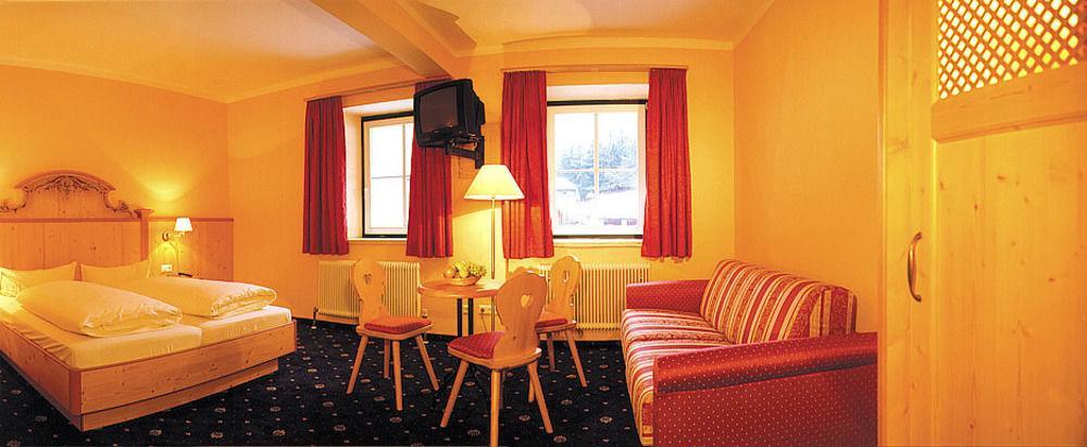Landhotel Postgut - Tradition Seit 1549 Tweng Exterior foto